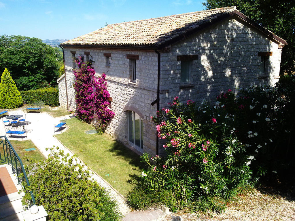 Valcastagno Relais & Residence Sirolo Exterior foto